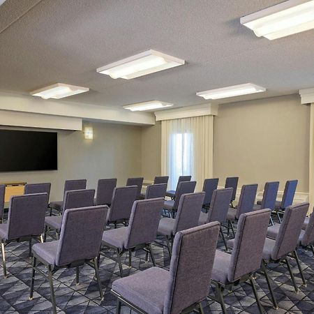 Courtyard By Marriott Phoenix North Екстериор снимка