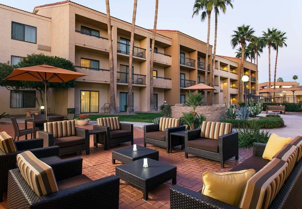 Courtyard By Marriott Phoenix North Екстериор снимка