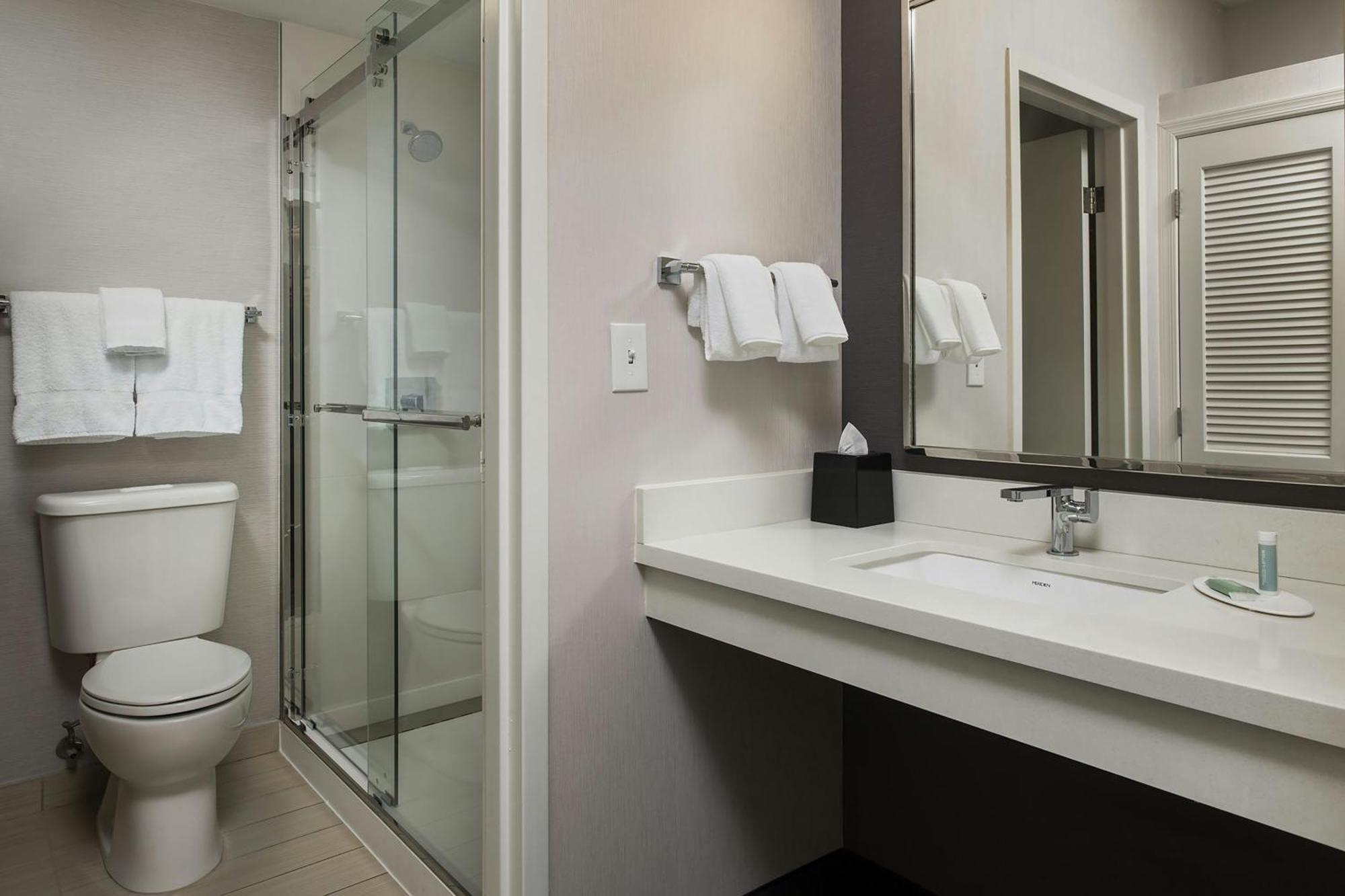 Courtyard By Marriott Phoenix North Екстериор снимка