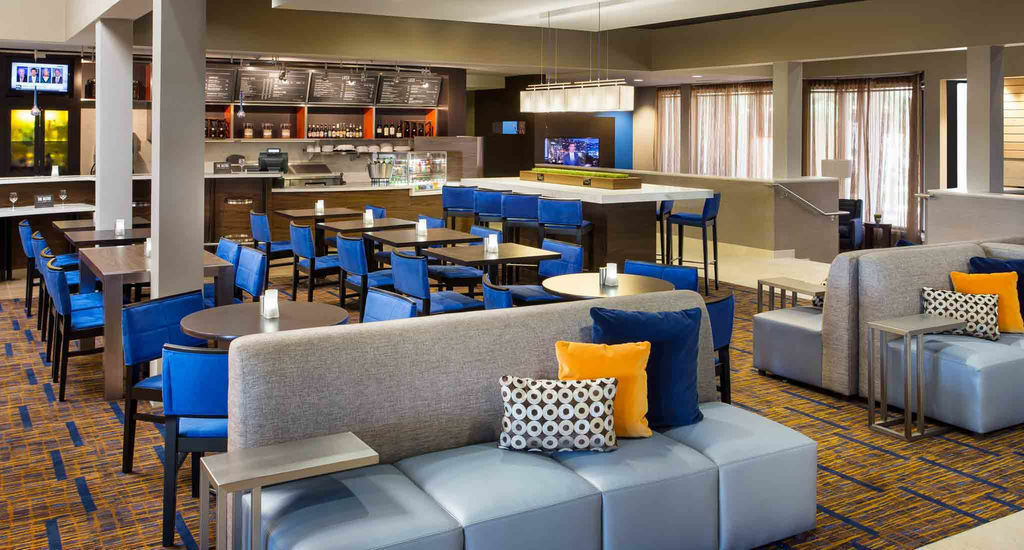 Courtyard By Marriott Phoenix North Екстериор снимка